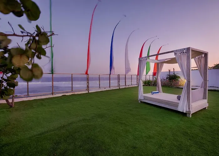 Keramas Beachfront By Sanga Sanga Hospitality ヴィラ